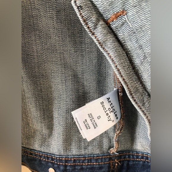 Articles of Society Dark Denim Jacket with Shearling Collar and Trim -Small - Picture 6 of 10